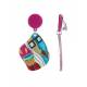 Oorclips met een illustratie in een gekleurde hanger