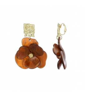 Oorclips | Bruine oorclips met bloemhanger | Vierkant oorstukje oorclips