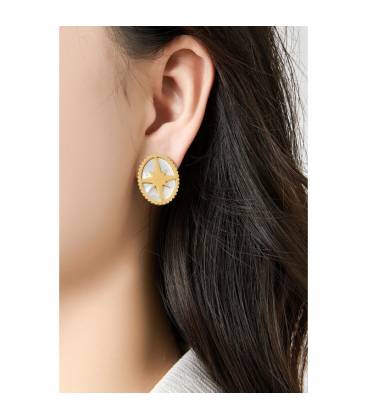 Oorclips | Witte parelmoer oorclips | Zilverkleur en sterren