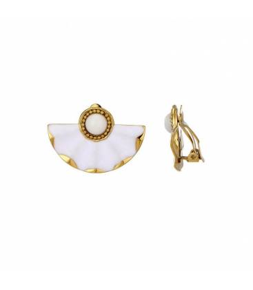 Oorclips | Witte oorclips met goudkleurige rand | Elegante oorclips met kraaltjes
