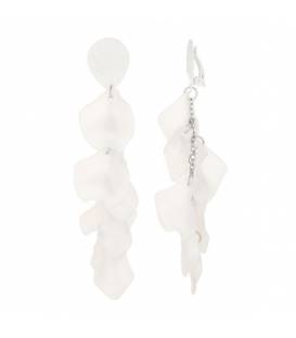 Oorclips | Witte lange oorclips met hangers | Mode statement