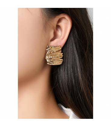 Oorclips | Goudkleurige rechthoekig streep patroon | Mode accessoires