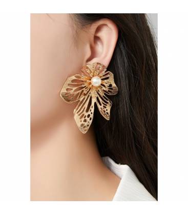 Oorclips | Goudkleurige bloem oorclips met parel | Statement oorbellen zonder gaatjes
