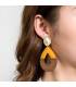 Oorclips | Oorclips met hout en gele hars