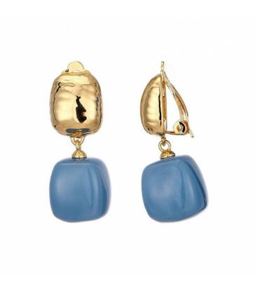 Goudkleurige oorclips met een blauwe vierkante hanger