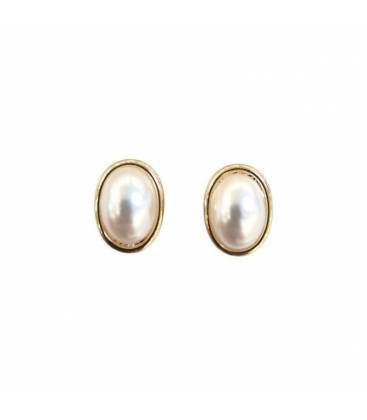 Oorclips | Ovale parel in goudkleurige zetting