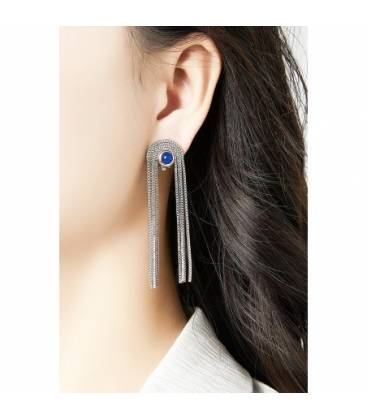 Oorclips | Zilverkleurig met blauwe steen | Lange kettingdetails