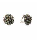 Oorclips met glanzende groene, bruine kralen