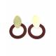 Oorclips met roest rode houten ring en goudkleurige clip