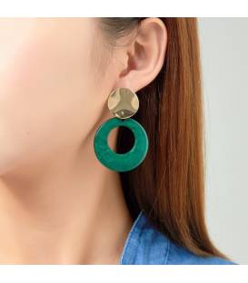 Trendy Groene Oorclips met Goudaccent - Must-have Accessoire