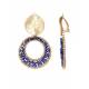 Blauwe oorclips met glas kralen en een goudkleurige rand